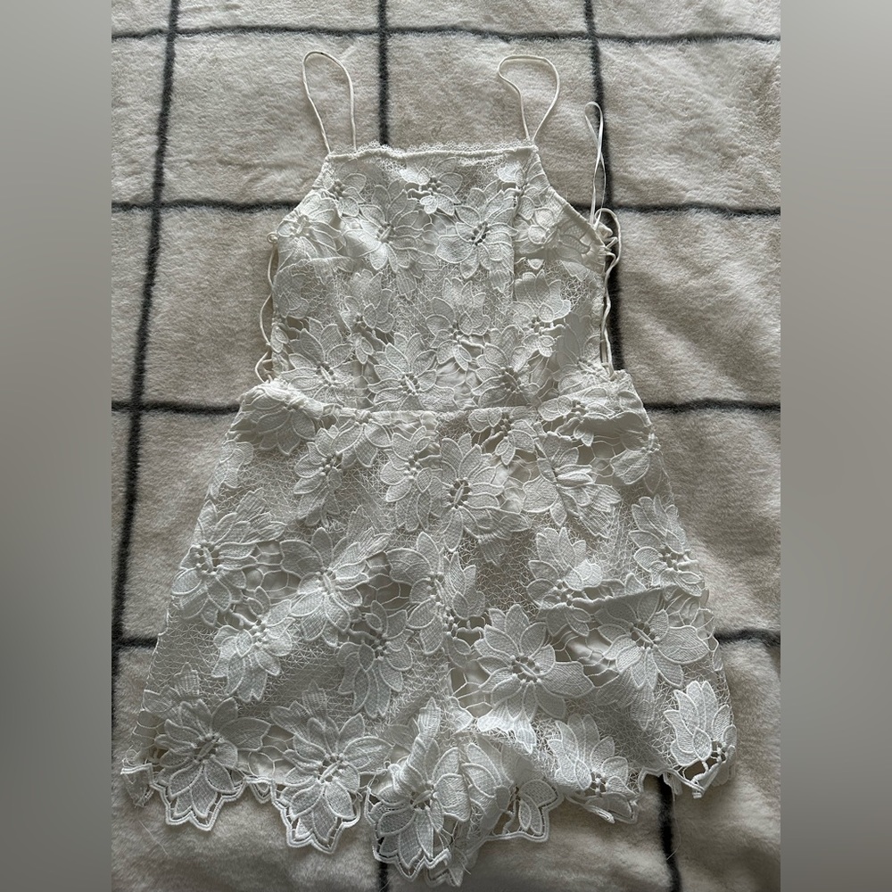 White romper size M